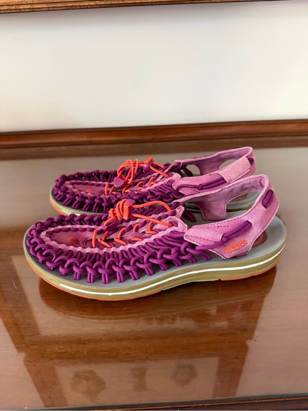 KEEN UNEEK Womens 9.5 Purple Lavender Paracord Bungee Sport Sandals EU 40
